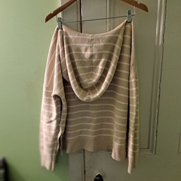 GAP Women's Hooded Sweater - Picture 1 of 6